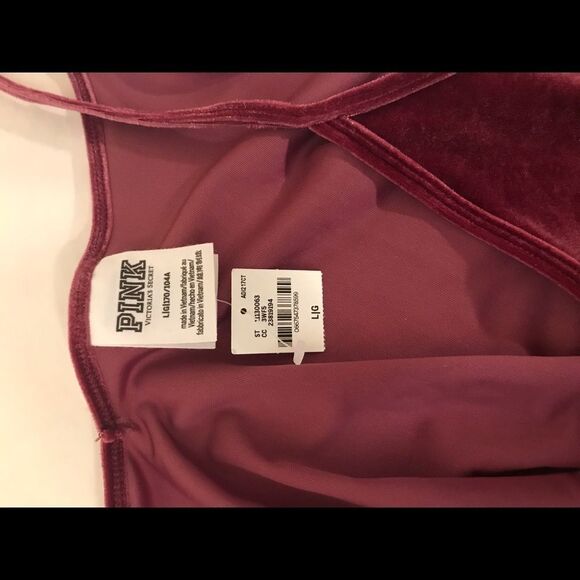 VS PINK Velvet Tank Size L - Picture 3 of 3